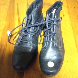 Size 7 women's dress up shoes